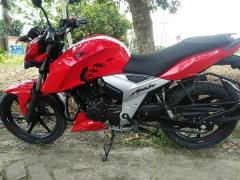 TVS Apache RTR 160 4V